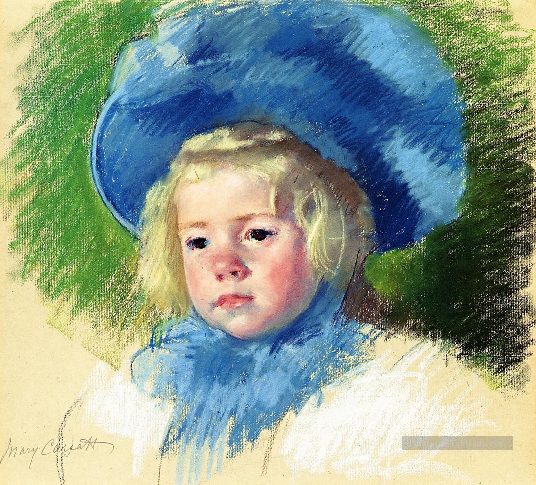 Tête de Simone dans un grand chapeau de plumes regardant à gauche mères des enfants Mary Cassatt Peintures à l'huile